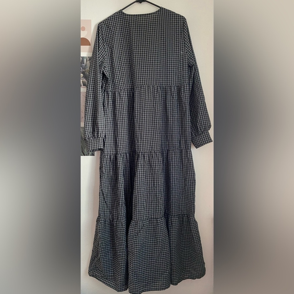 ‼️SOLD‼️Black and Gray Checkered Dress - Picture 4 of 5
